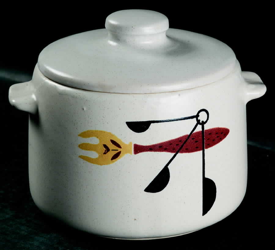 WBE1 Bean Pot & Lid by West Bend-1