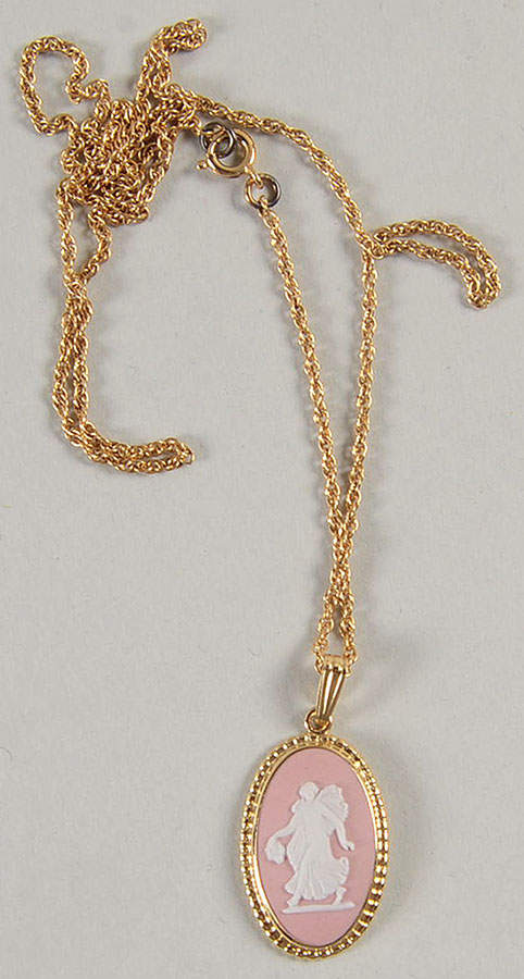Jasperware Jewelry Goldplate Necklace with Pendant by Wedgwood-1