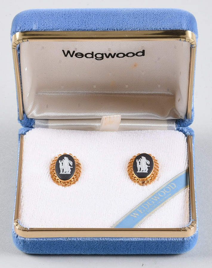 Jasperware Jewelry (Pair) Goldplate Screwback Earrings by Wedgwood-1
