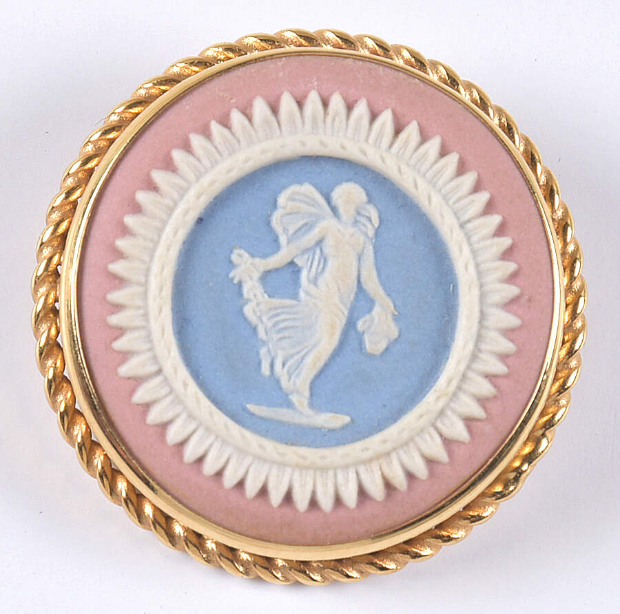 Jasperware Jewelry Goldplate Brooch by Wedgwood-1