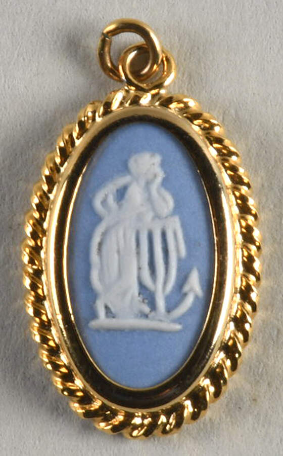 Jasperware Jewelry Goldplate Pendant by Wedgwood-1