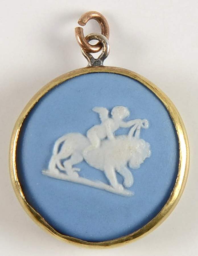 Jasperware Jewelry Goldplate Pendant by Wedgwood-1