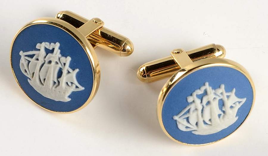 Jasperware Jewelry (Pair) Goldplate Cuff Links by Wedgwood-1
