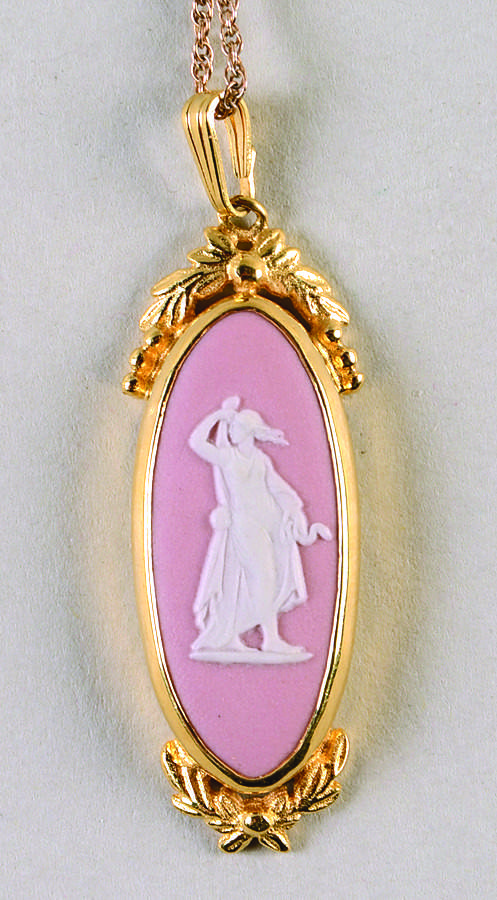 Jasperware Jewelry Gold Plate Necklace w/Pendant by Wedgwood-1