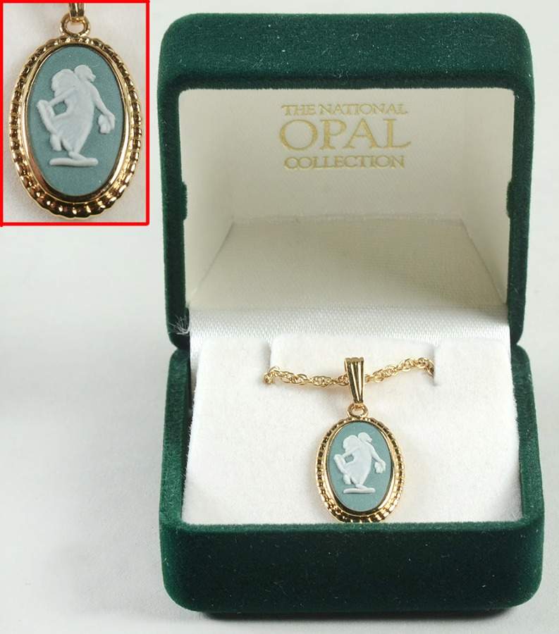 Jasperware Jewelry Gold Plate Necklace W/Pendant by Wedgwood-1