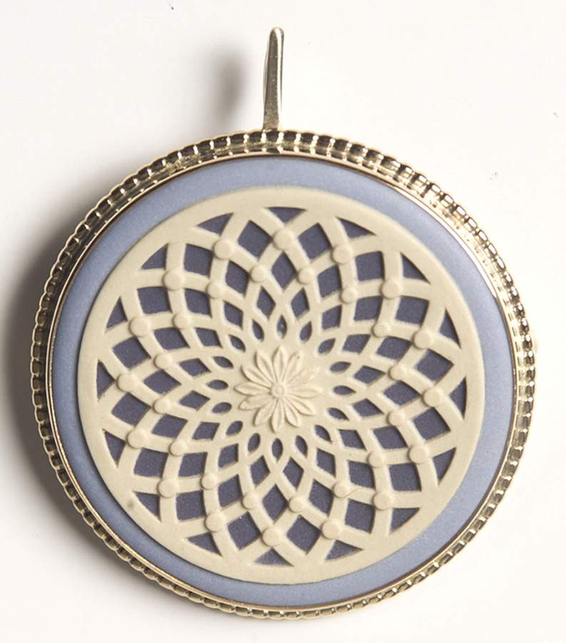 Jasperware Jewelry Goldplate Brooch by Wedgwood-1