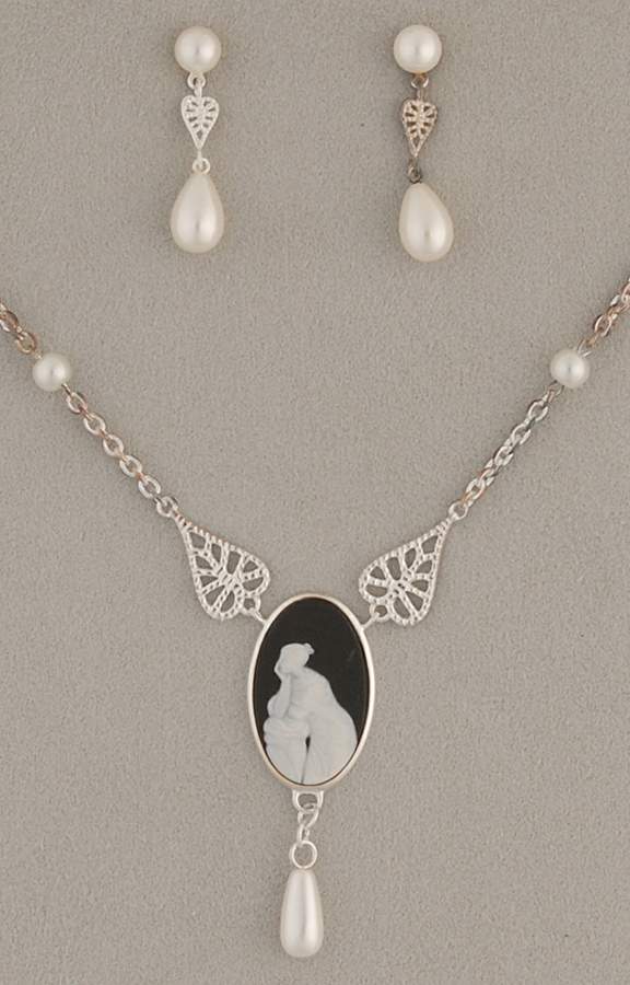 Jasperware Jewelry Necklace & Earring Set by Wedgwood-1
