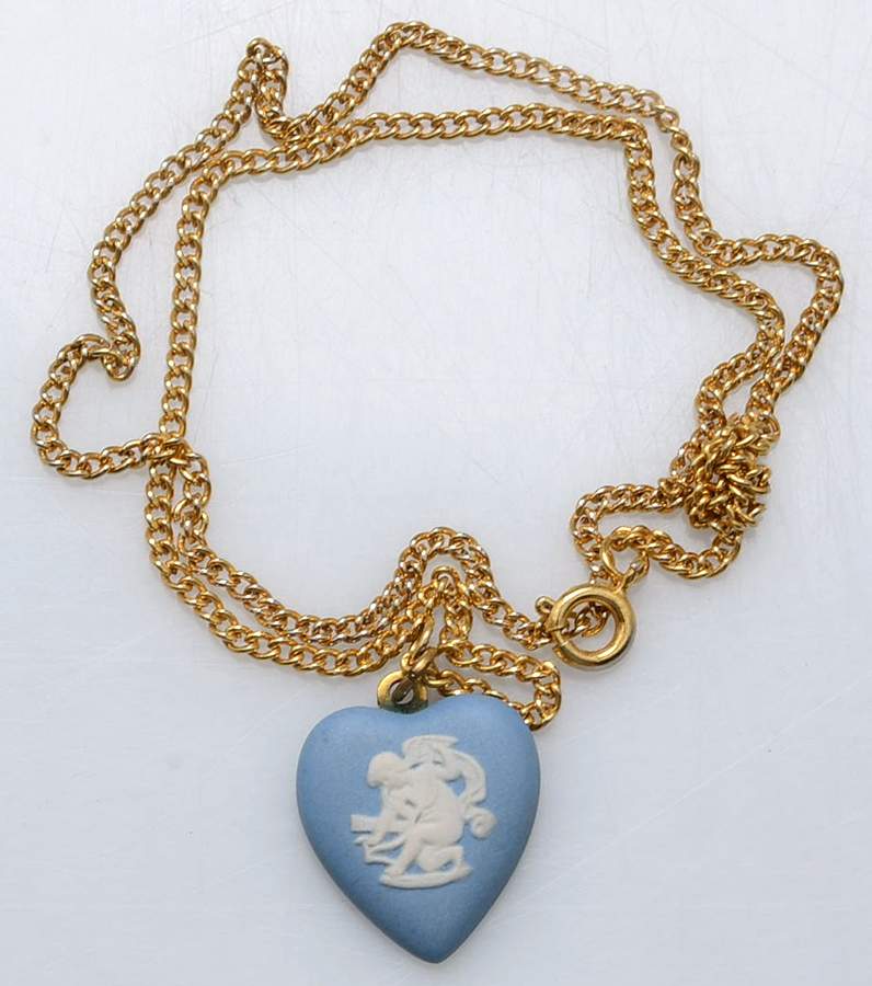 Jasperware Jewelry Heart Cupid/Muse Gold Necklace by Wedgwood-1