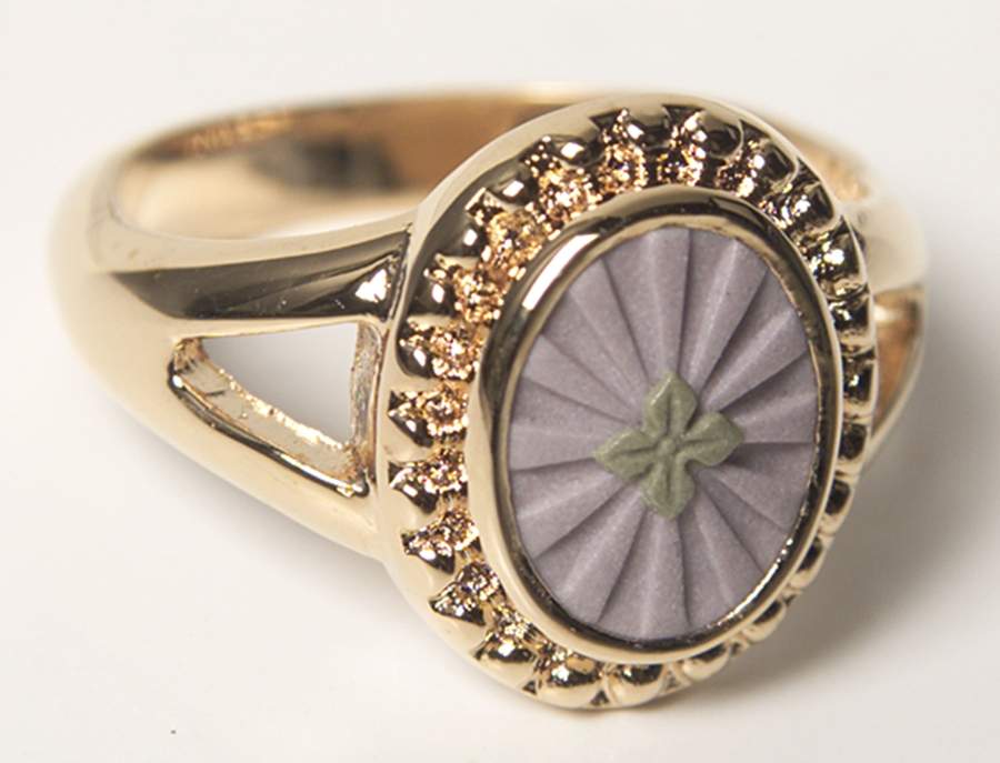 Jasperware Jewelry Goldplate Ring (Size 6 1/2) by Wedgwood-1