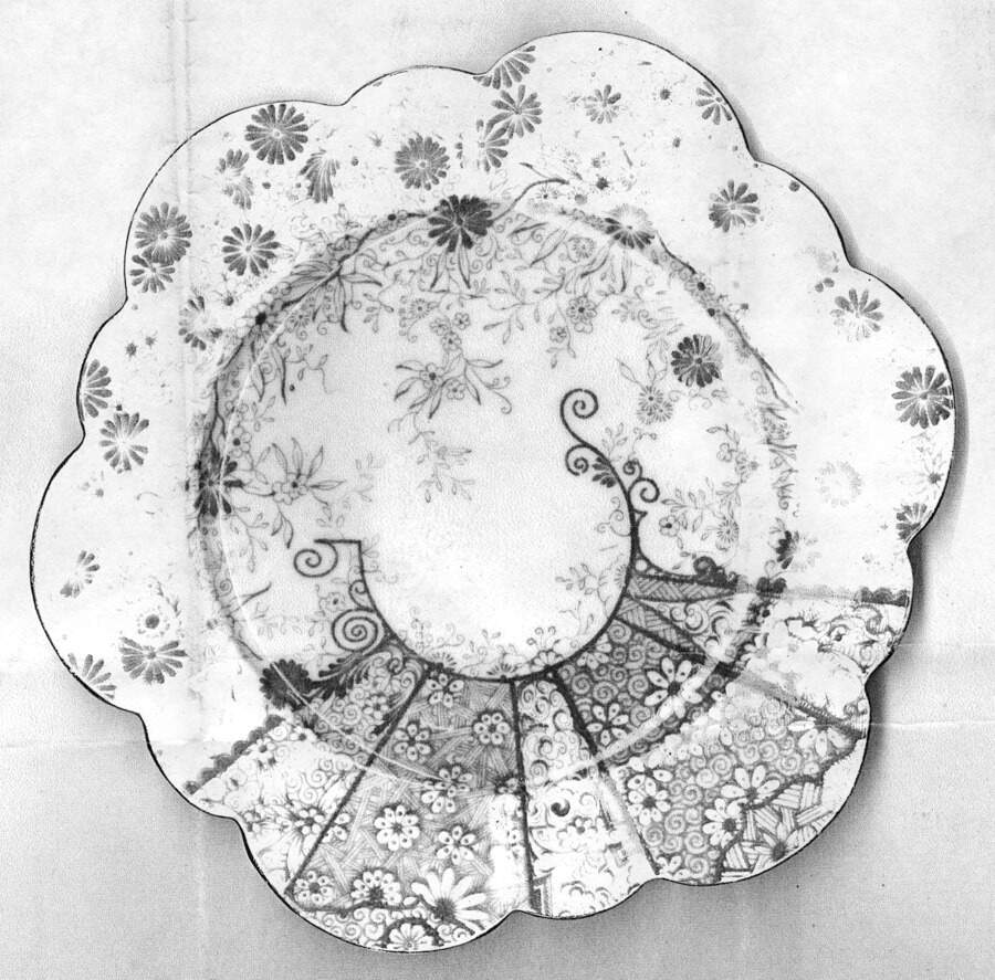 6026 Dinner Plate by J F Wileman-1