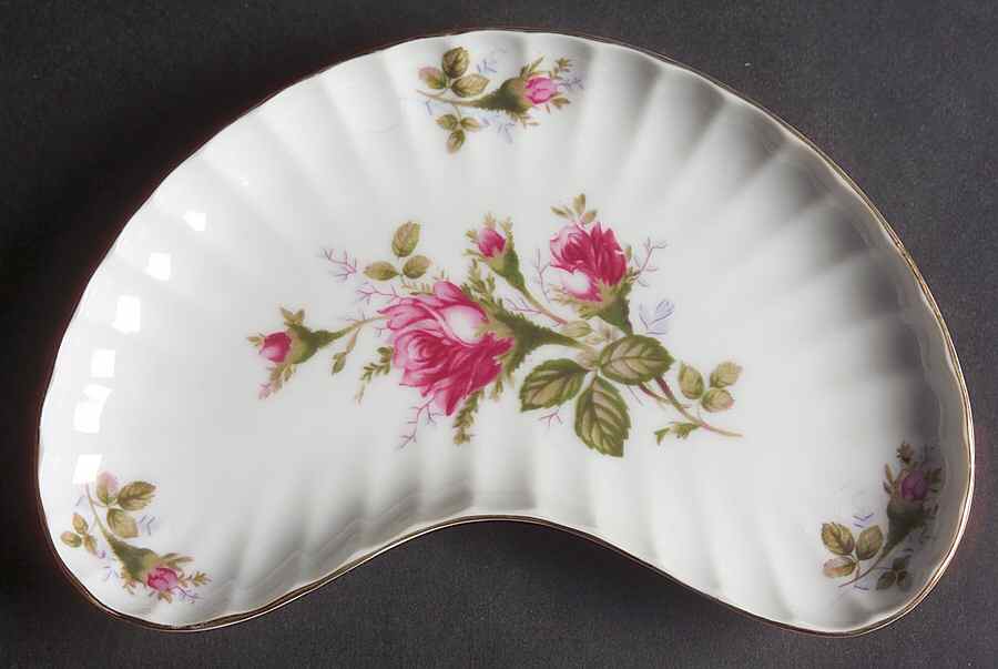 WAJ6 Crescent Salad Plate by Wales (Japan)-1