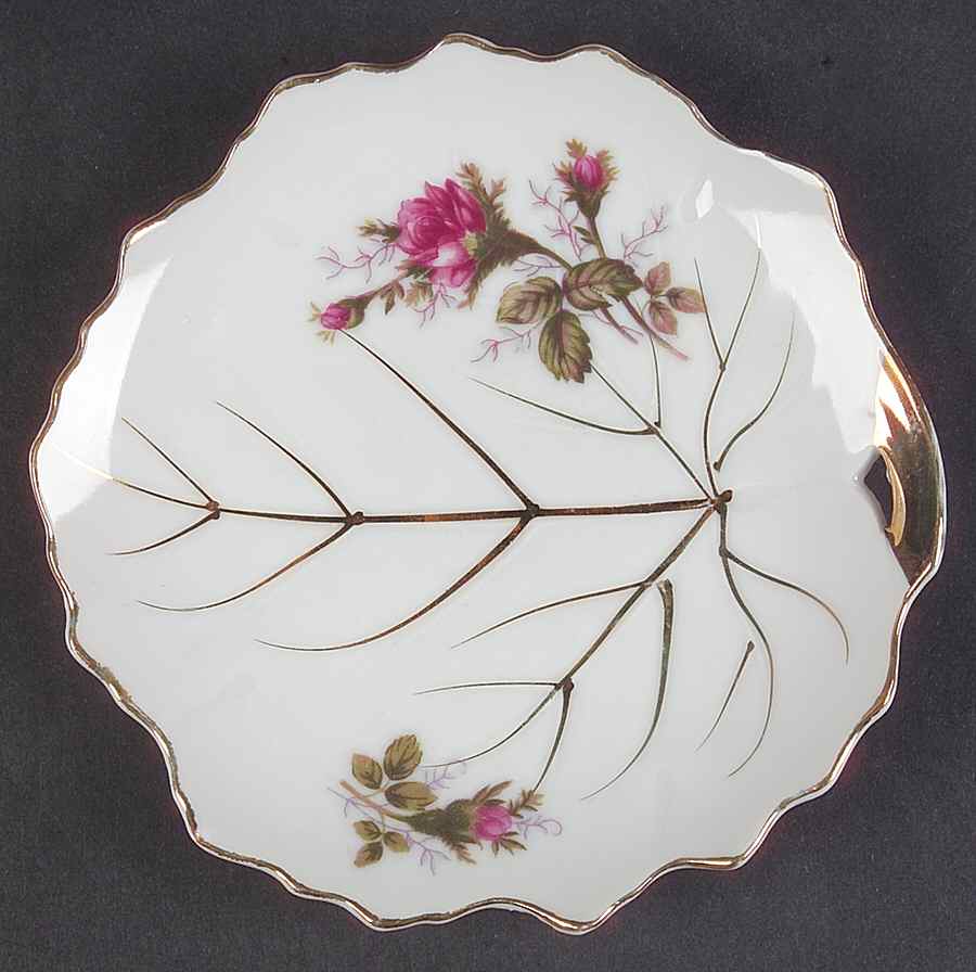 WAJ6 6" Leaf Dish by Wales (Japan)-1