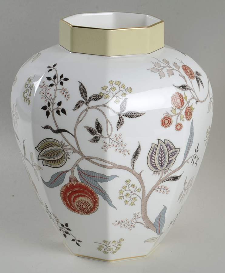 Pashmina 9" Vase by Wedgwood-1