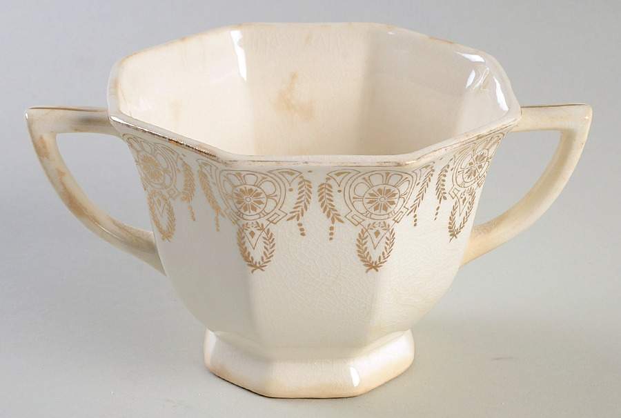 Manhattan Open Sugar Bowl by Windsor (USA)-1