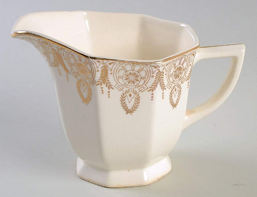 Manhattan Creamer by Windsor (USA)-1