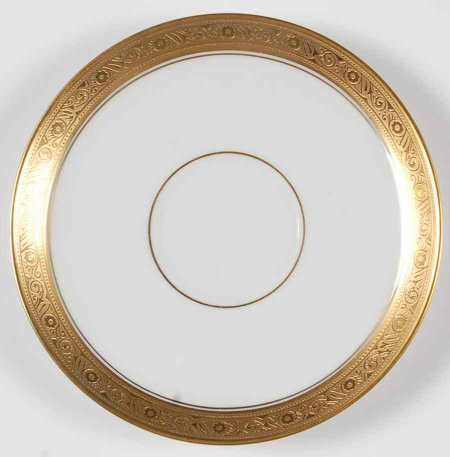 WHD36 Saucer by Wheeling Decorating-1