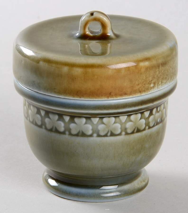 Shamrock Egg Coddler & Lid by Wade (Ireland)-1