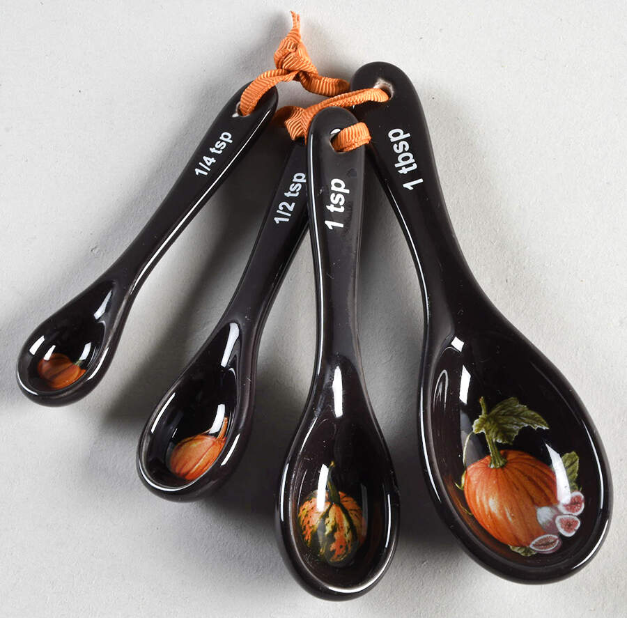 Harvest Pumpkin (4 Pc) Ceramic Measuring Spoon Set by Williams-Sonoma-1