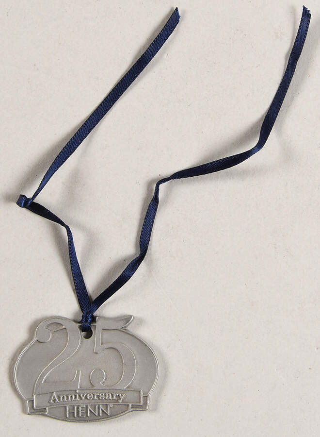 Baskets and Accessories 25th Anniversary Tie-On Charm for Basket by Workshop Gerald Henn-1