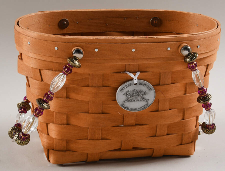Baskets and Accessories 2007 Mother's Day Basket by Workshop Gerald Henn-1