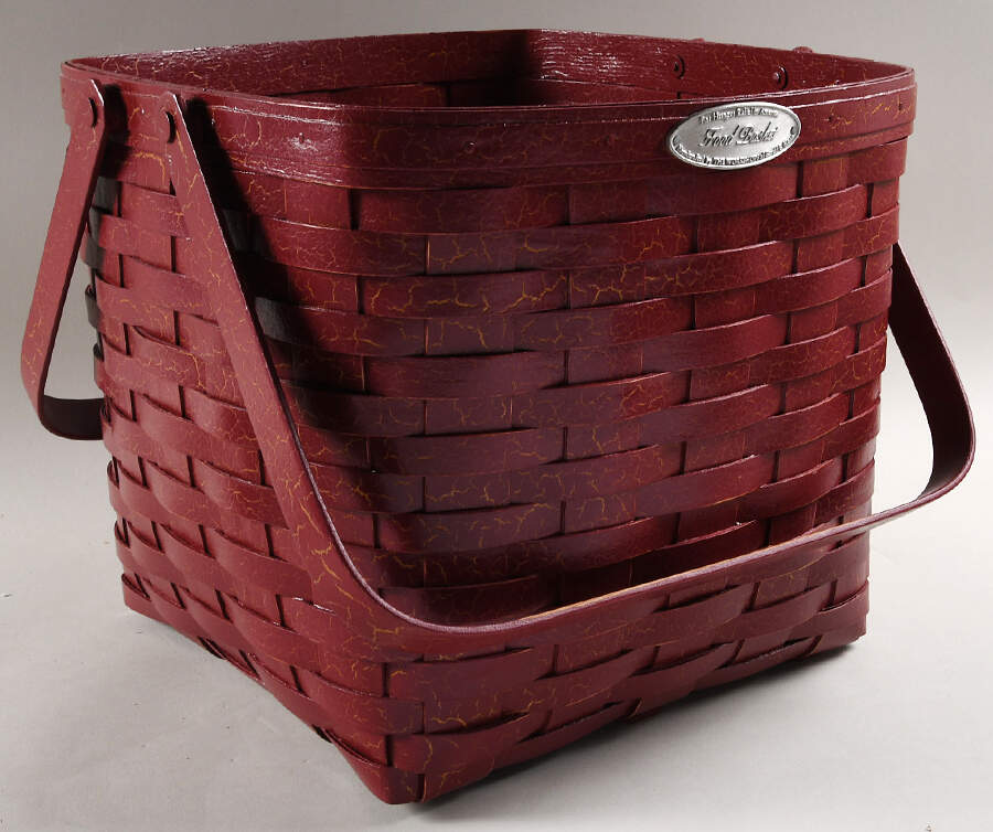 Baskets and Accessories Food Basket by Workshop Gerald Henn-1