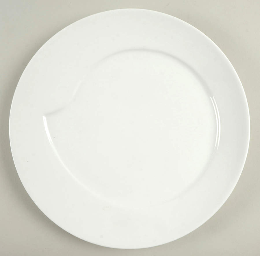 Sam & Squito Dinner Plate by Xiahe Co-1