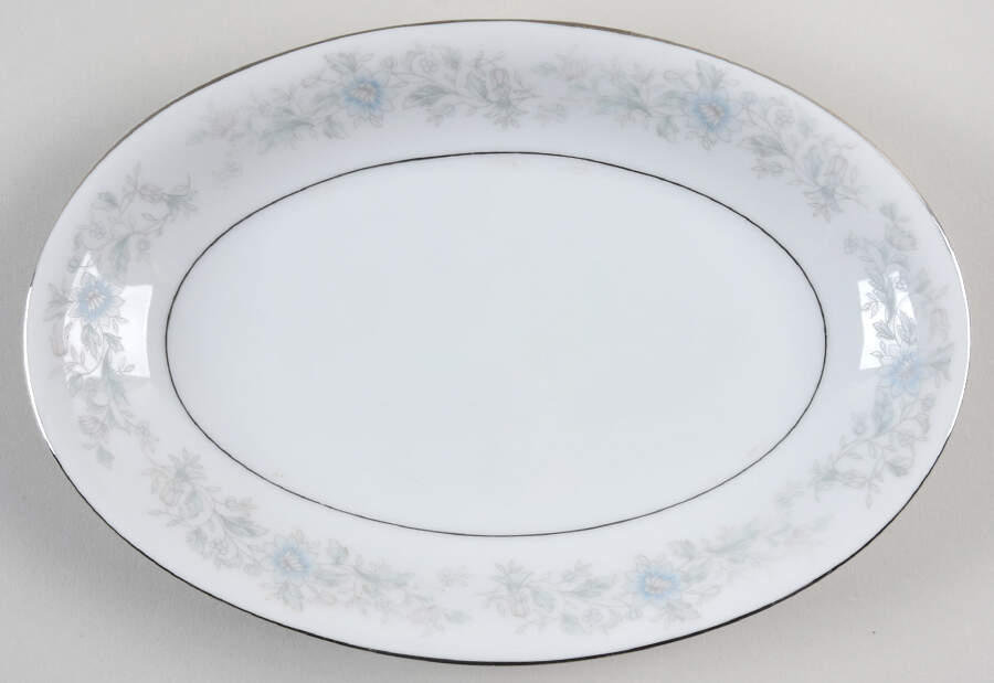 Grace Underplate for Gravy Boat by Yamaka-1