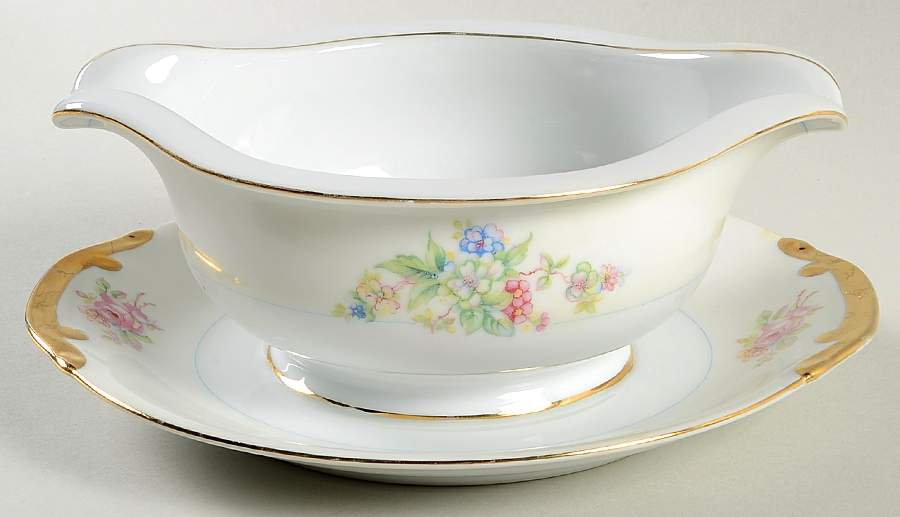 YAM10 Gravy Boat with Attached Underplate by Yamaka-1