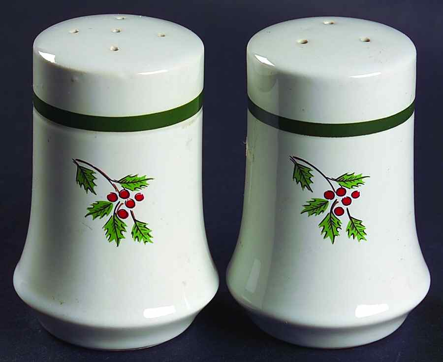 Noel Salt & Pepper Set by Yamaka-1
