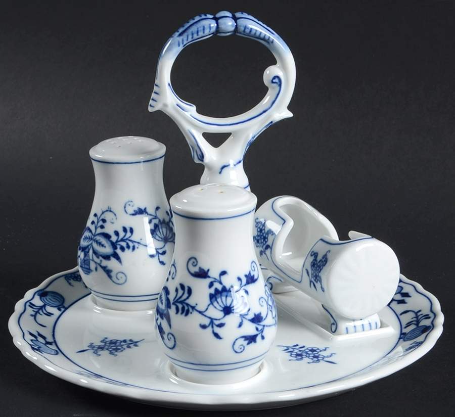 Blue Onion Salt & Pepper, Toothpick Holder & Tray Set by Zwiebelmuster-1
