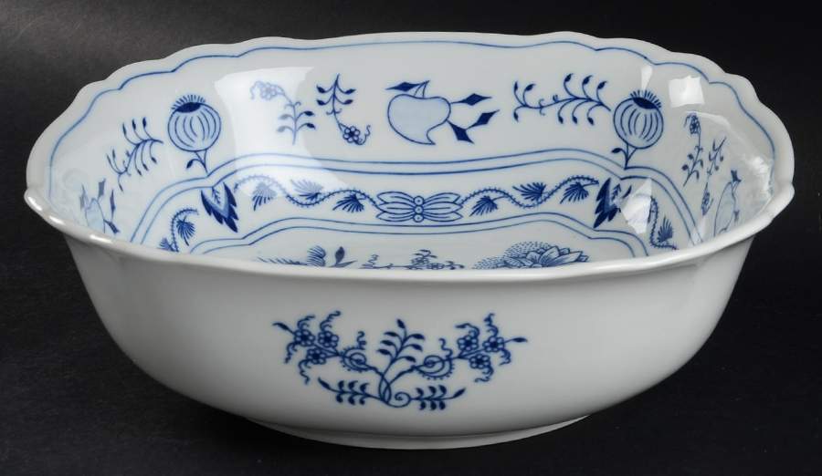 Blue Onion 10" Square Salad Serving Bowl by Zwiebelmuster-1