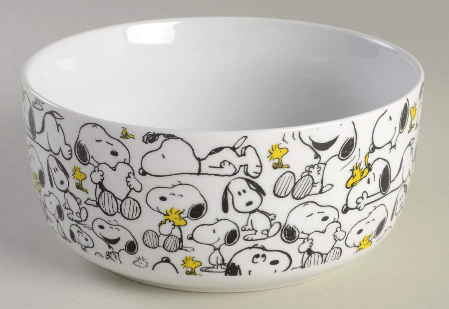 Peanuts 32 Oz Round Plastic Microwave Bowl No Vent Lid by Zrike-1