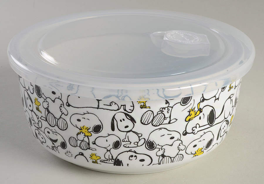Peanuts 32 Oz Round Plastic Microwave Bowl w/Vent Lid by Zrike-1