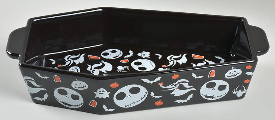 Nightmare Before Christmas 2 Qt Coffin Shaped Figural Baker No Lid by Zrike-1