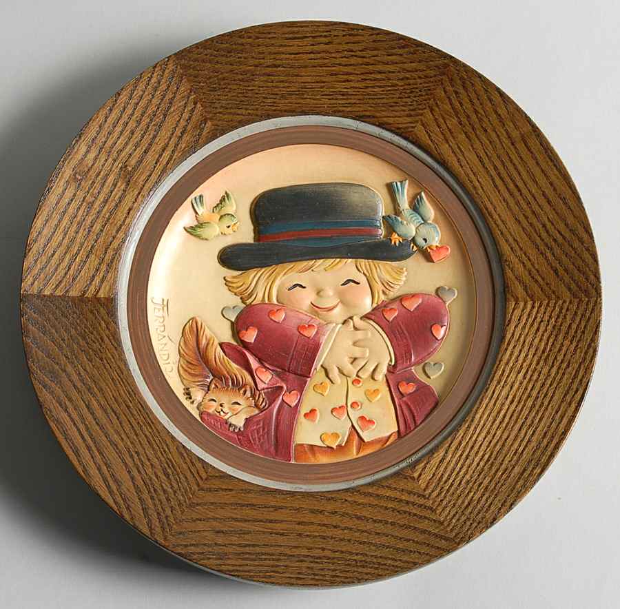 Ferrandiz Mother's Day Plate All Hearts - No Box by Anri-1