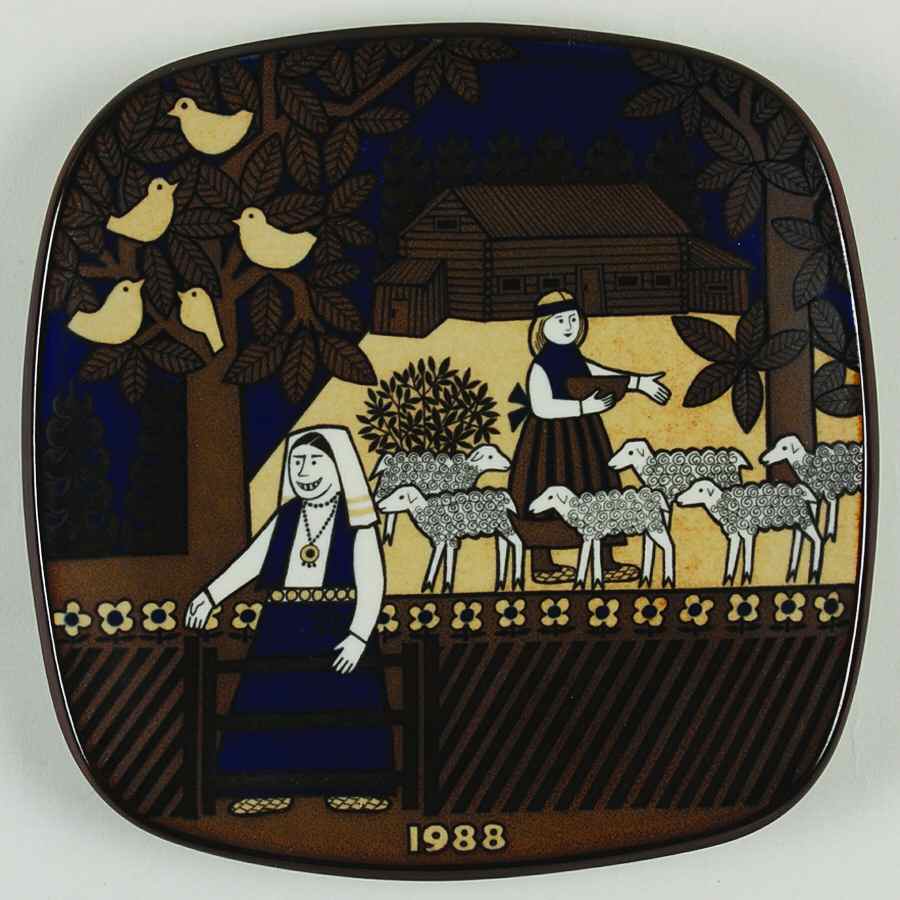 Kalevala Annual Plate Ruler Of Louhi - No Box by Arabia of Finland-1