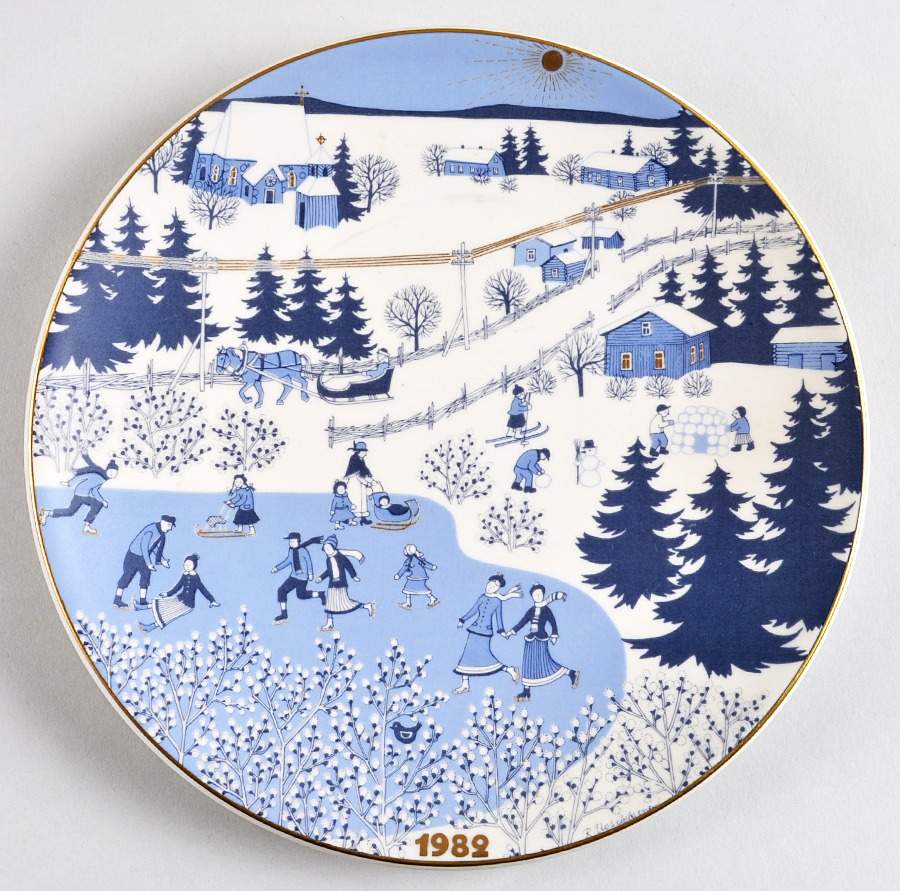 Arabia Christmas Plate Skating Pond - Boxed by Arabia of Finland-1
