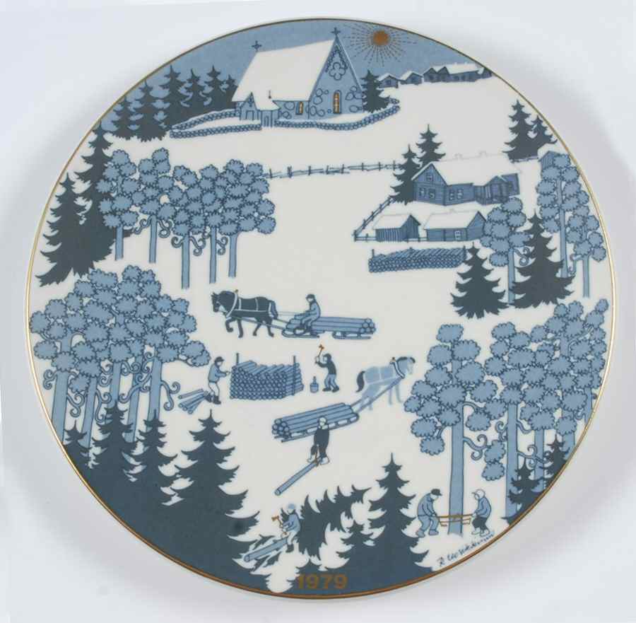 Arabia Christmas Plate Forest Village Scene - Boxed by Arabia of Finland-1