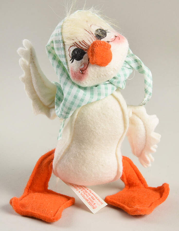 Analee Easter Dolls Mom Duck-Green Checked Scarf - No Box 54a by Annalee-1