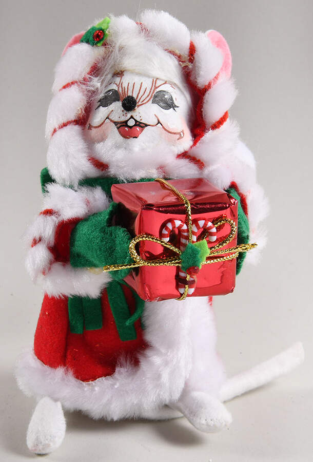 Christmas Mice Peppermint Santa Mouse With Gift - No Box by Annalee-1