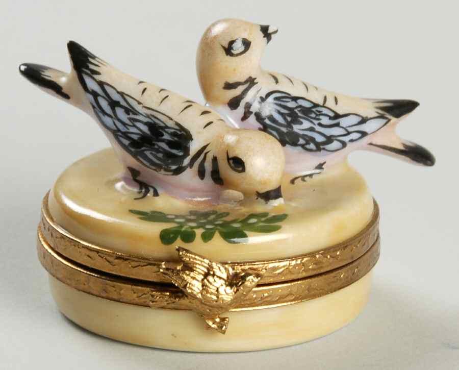 Twelve Days of Christmas Two Turtledoves - Boxed by Artoria Limoges-1