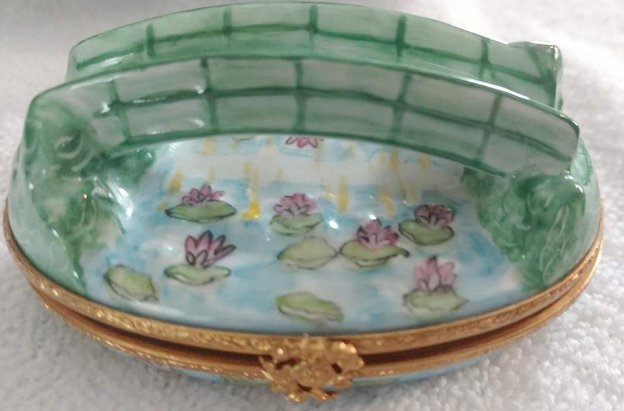Artoria Limoges Boxes Water Lily Garden - With Box by Artoria Limoges-1