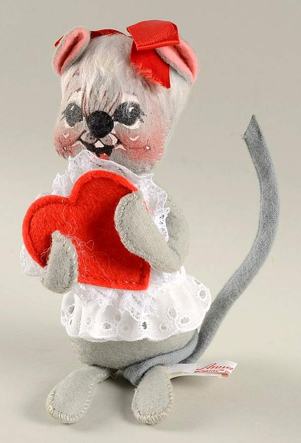 Valentine's Day Mice Sweetheart Girl Mouse - No Box by Annalee-1