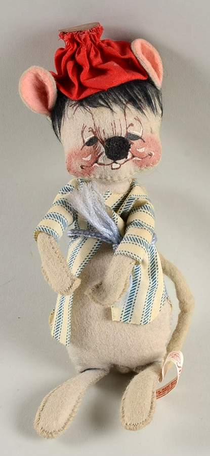 Sports and Leisure Mice Hangover Mouse - No Box by Annalee-1