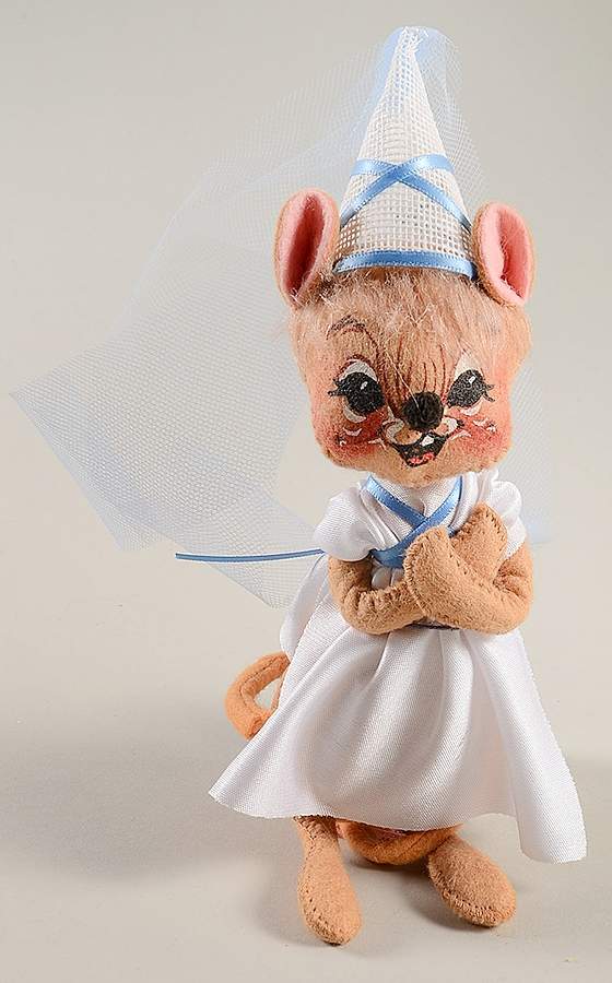 Robin Hood Mice Maid Marion Mouse - No Box by Annalee-1