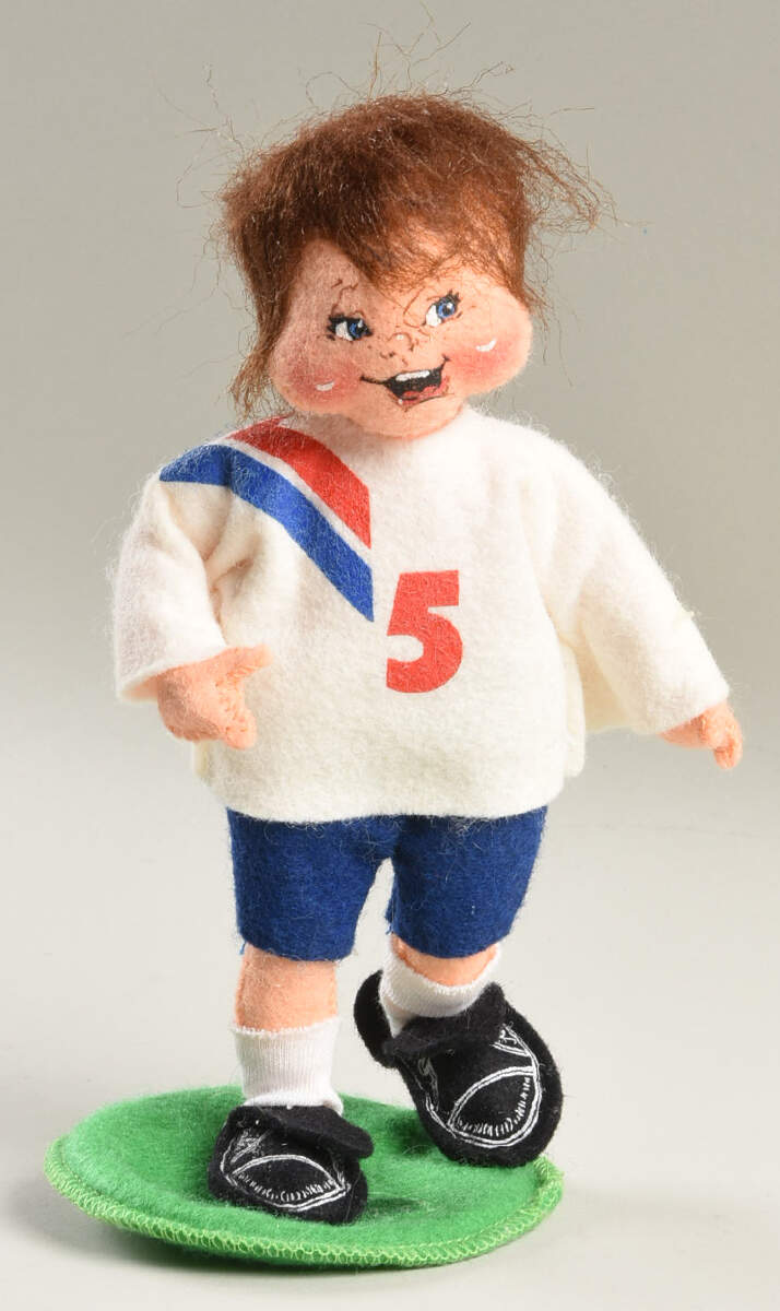 Annalee Dolls Soccer Kid - No Box by Annalee-1