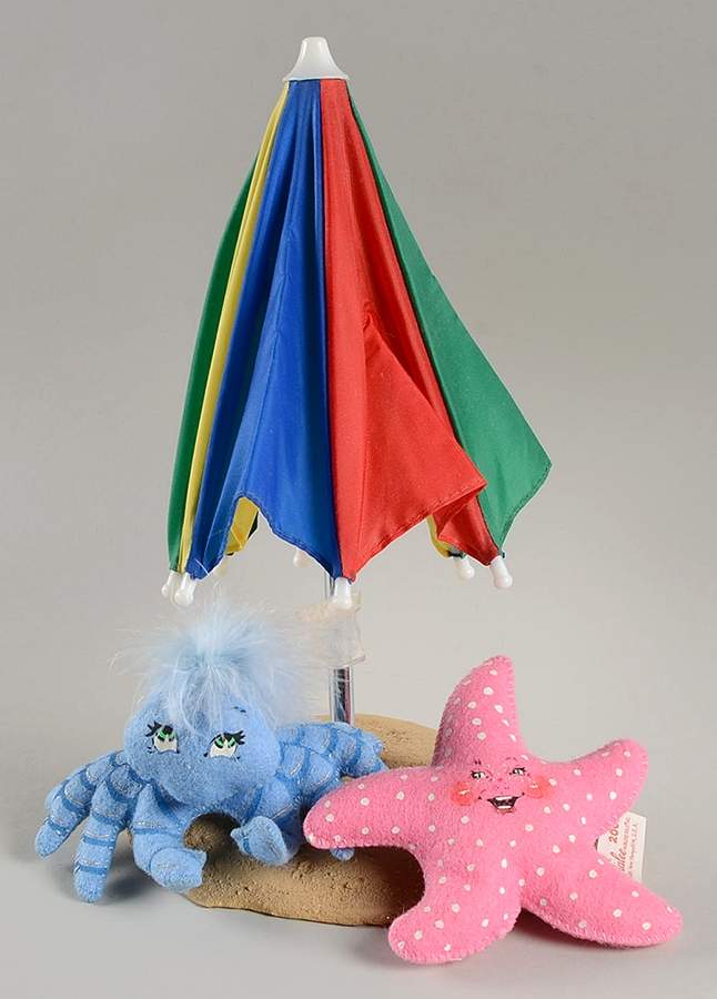 Annalee Dolls Beach Buddies With Umbrella - No Box 42 by Annalee-1