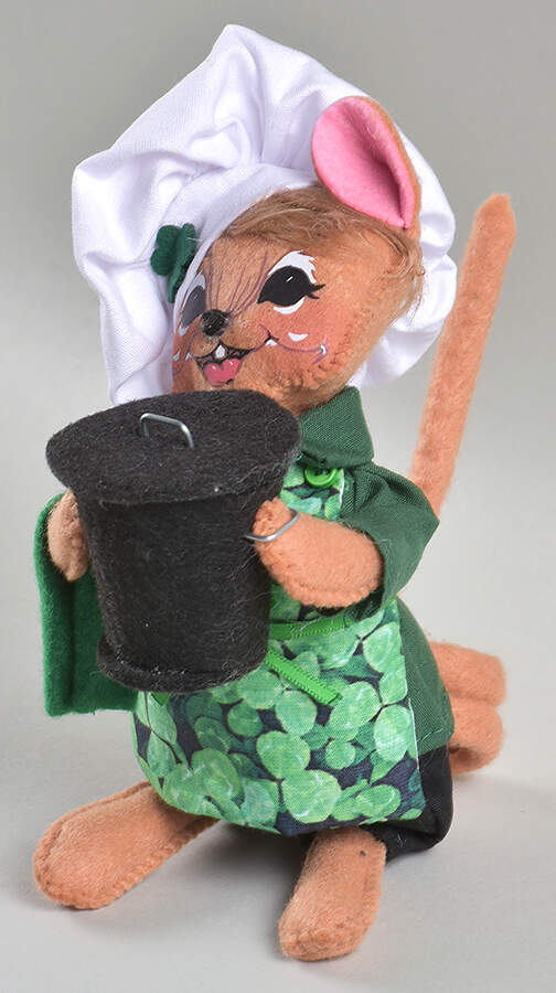Annalee St Patrick's Day Irish Chef Mouse With Pot - No Box by Annalee-1