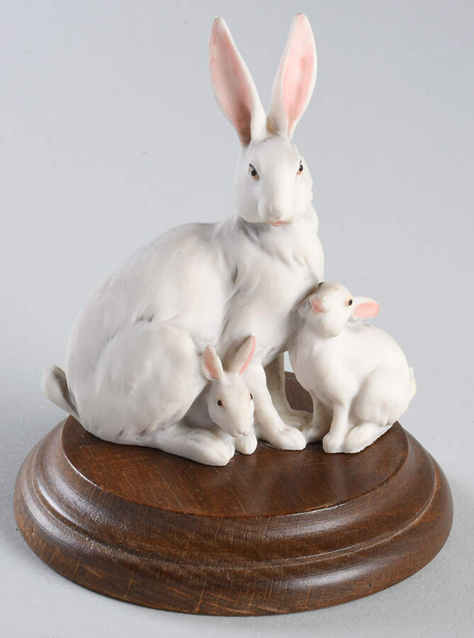 Wildlife-Sealife The Family- Mother Rabbit And Babies - Boxed by Armani-1