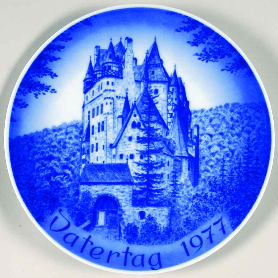 Fathers Day Castle Eltz - No Box by Bareuther & Co-1